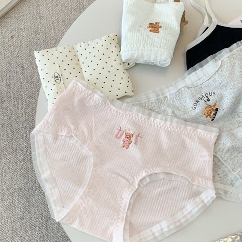 F89ADD1F-B88F-4644-94AD-D107287A2B7B